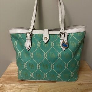 Dooney & Bourke Vintage Canvas Signature Tote